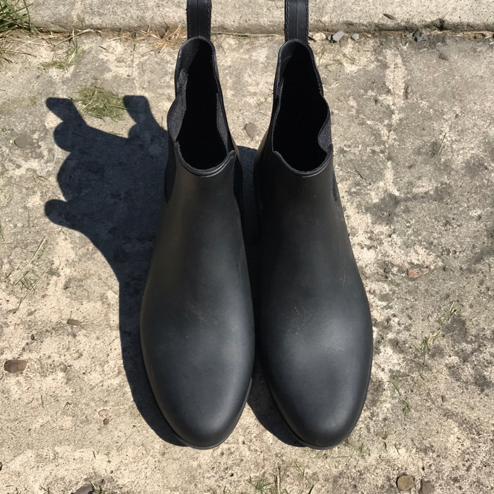 J. crew rain boots size 8